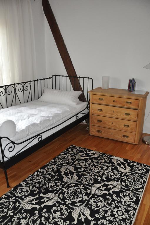 Gastezimmer Am Hof Frankfurt am Main Kültér fotó