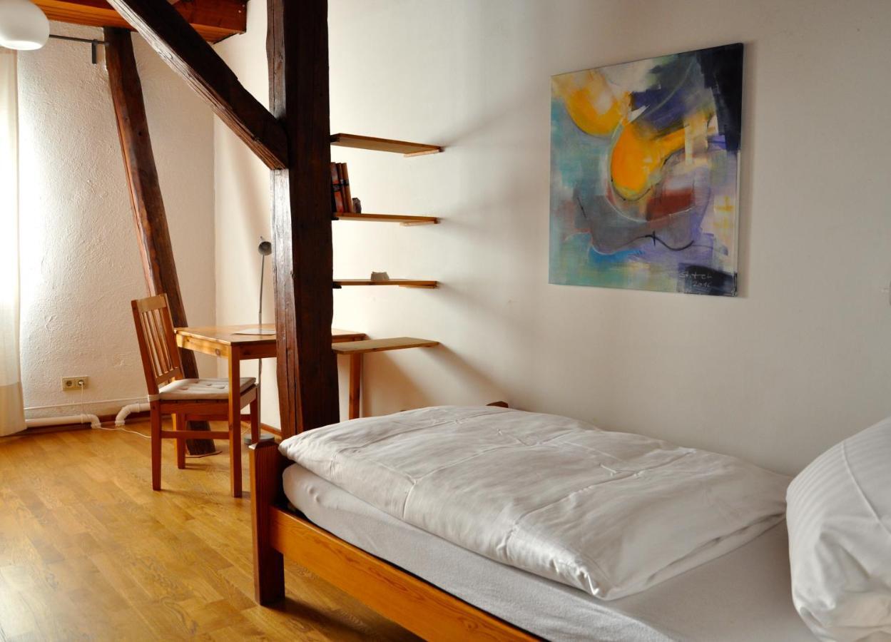 Gastezimmer Am Hof Frankfurt am Main Kültér fotó